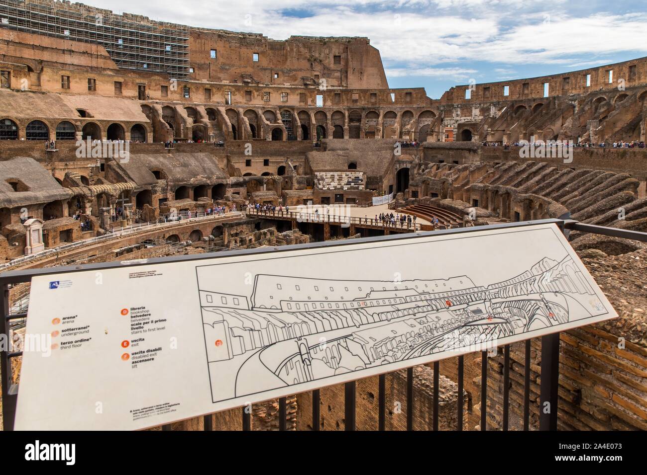 Colosseo, antico anfiteatro romano, Roma, Italia, Europa Foto Stock