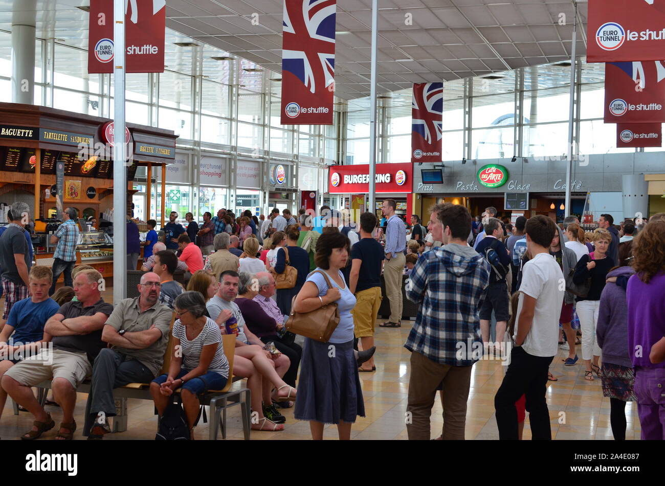 I viaggiatori, Eurotunnel Terminus, Francia Foto Stock