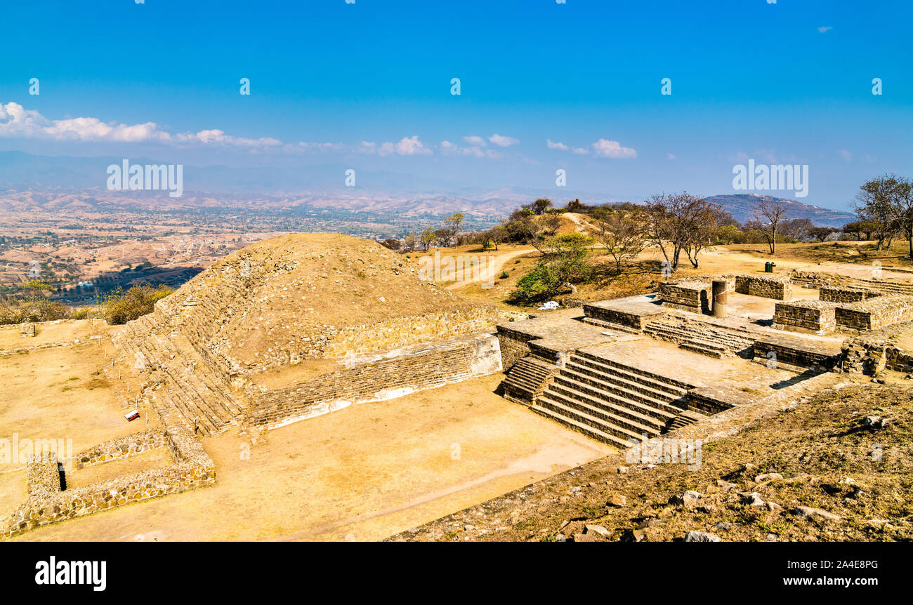 Monte Alban sito archeologico di Oaxaca, Messico Foto Stock