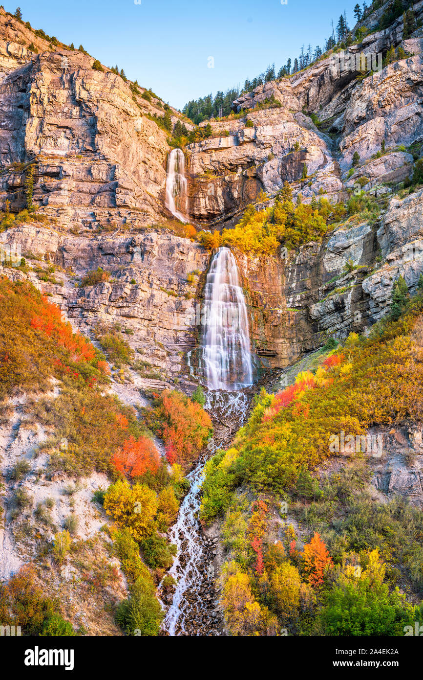 Bridal Veil Falls, Provo, Utah durante la stagione autunnale. Foto Stock