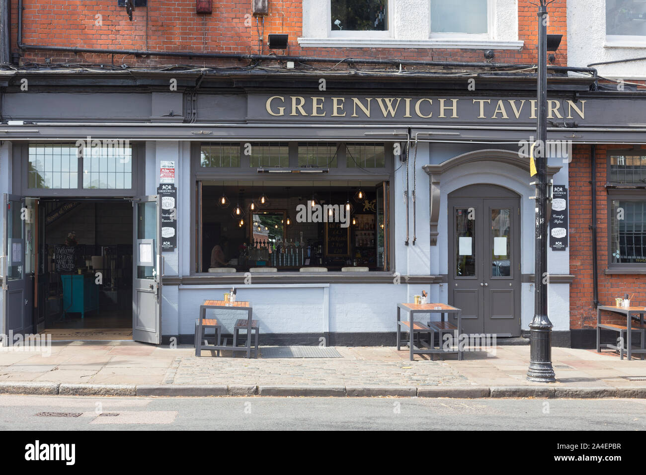 Taverna di Greenwich pub anteriore, Londra, Inghilterra Foto Stock
