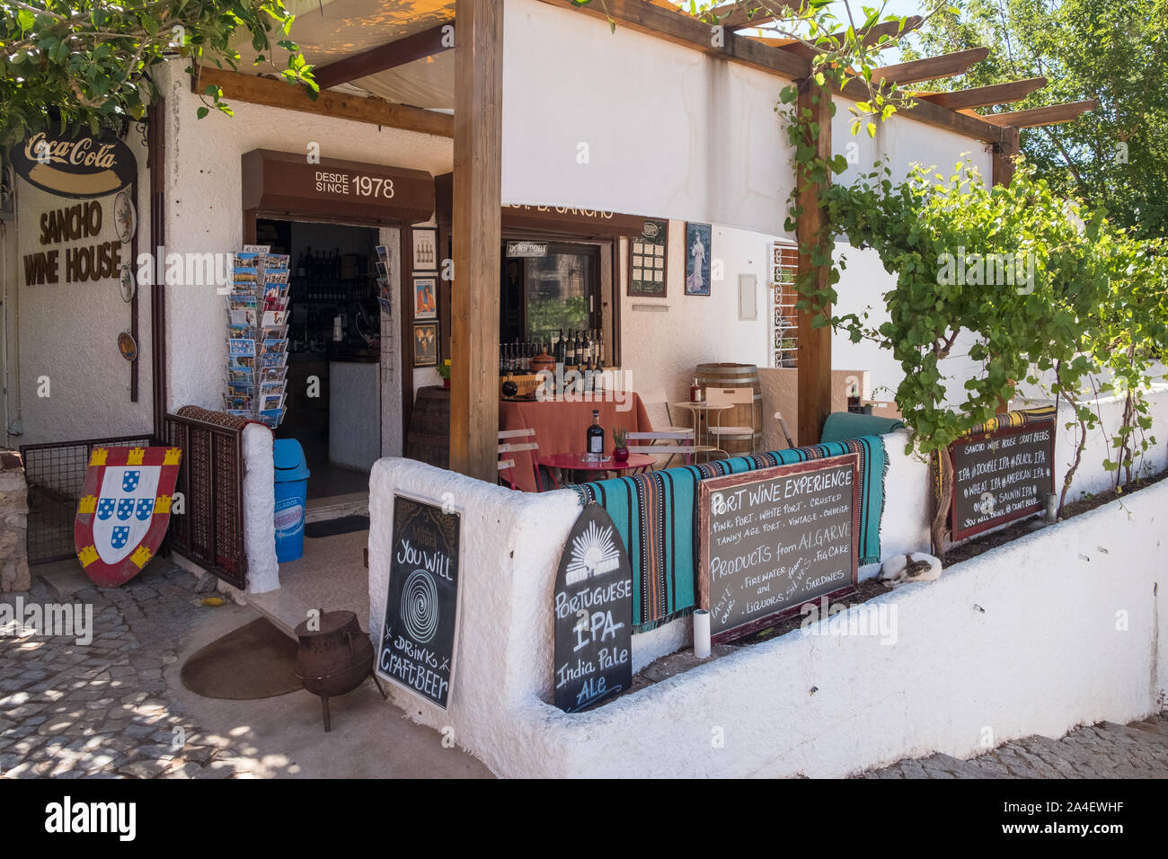 Sancho Wine bar della casa nella città storica di Silves in Portogallo che era una volta la capitale dell'Algarve Foto Stock