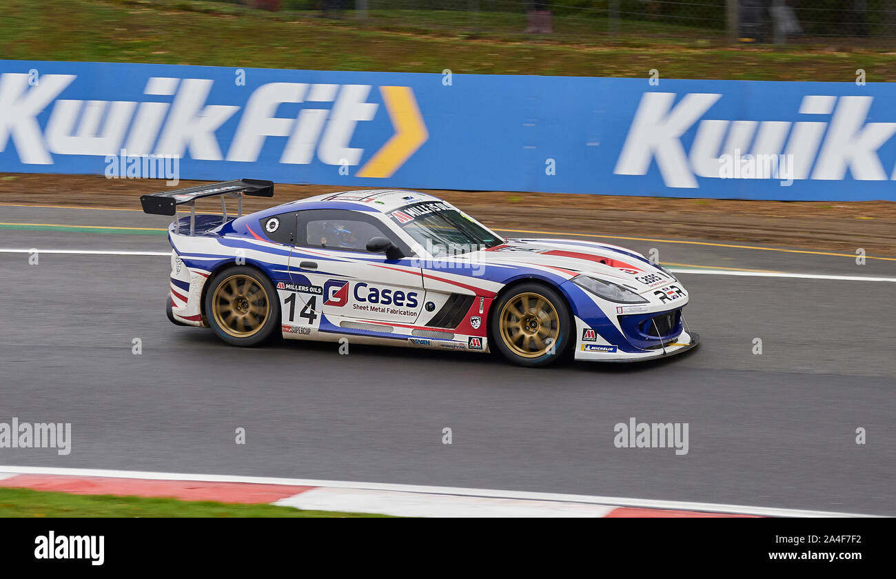 Ginetta GT4 Campionato Supercoppa Millers oli a Brands Hatch Foto Stock