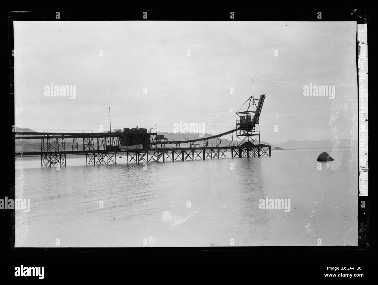 Al Sinai attraverso il deserto. Il molo a Abou Zenimeh Foto Stock