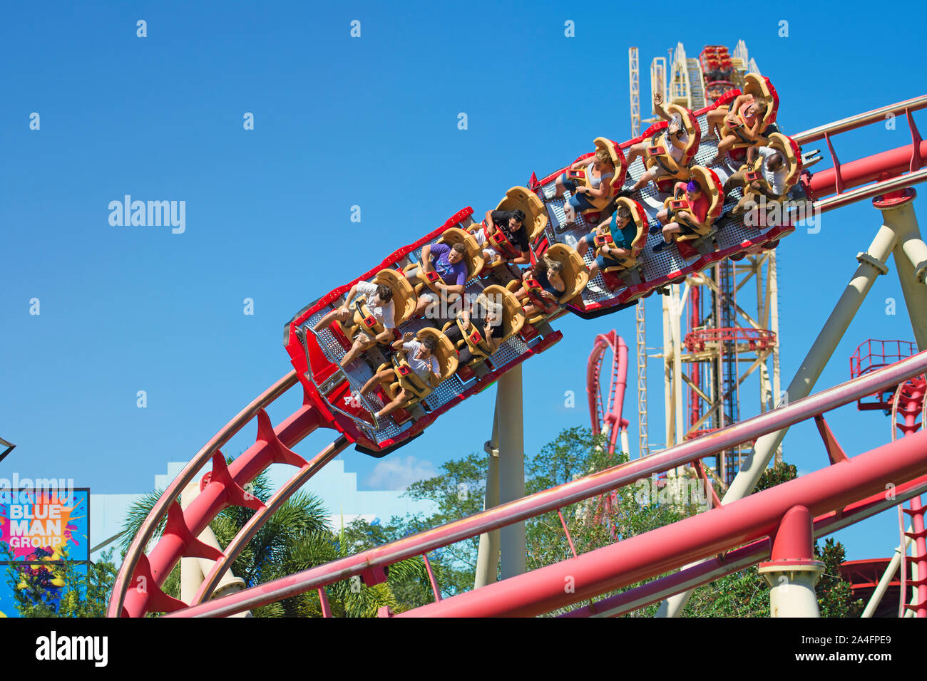Hollywood Rip Ride Rockit, persone sulle montagne russe, Universal Studios, Orlando, Florida, Stati Uniti d'America Foto Stock