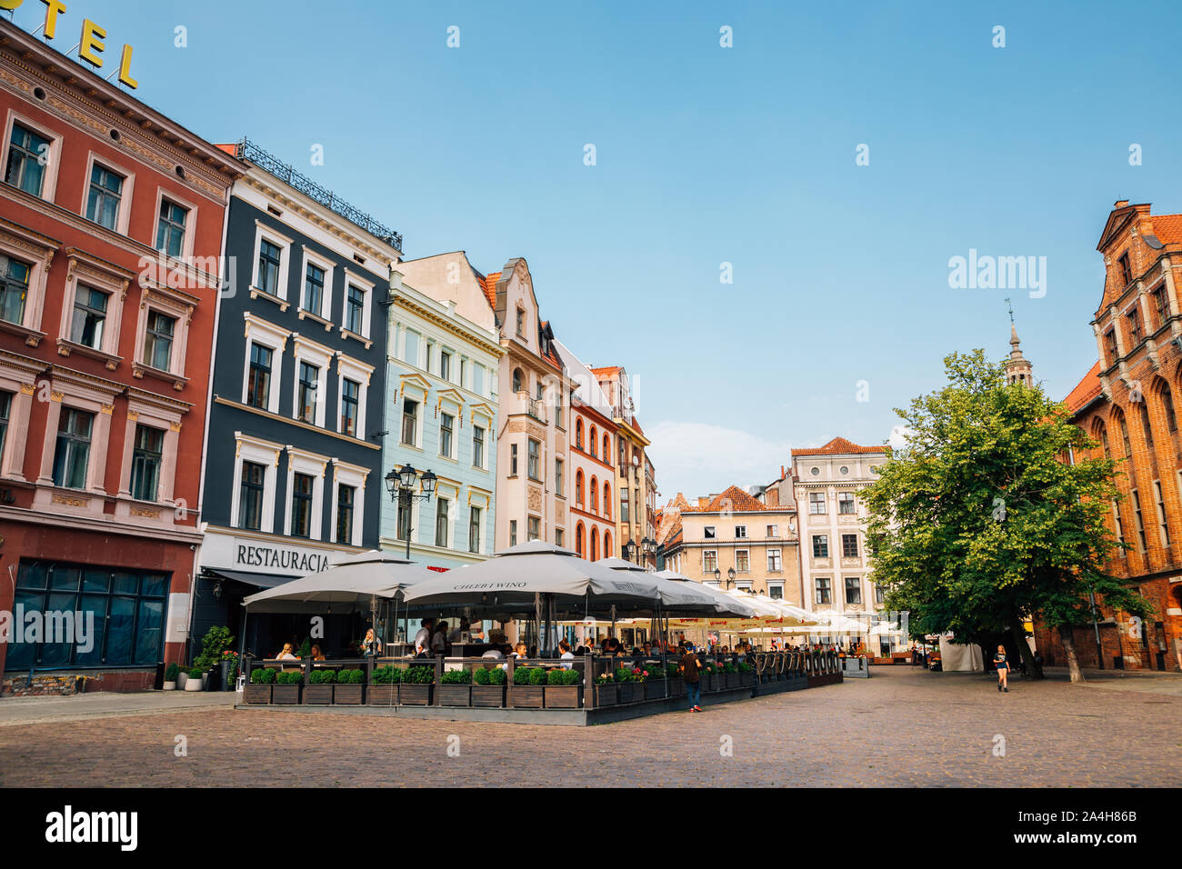 Torun, Polonia - 10 Giugno 2019 : Medieval vecchi edifici al Vecchio Municipio Rynek Staromiejski square Foto Stock