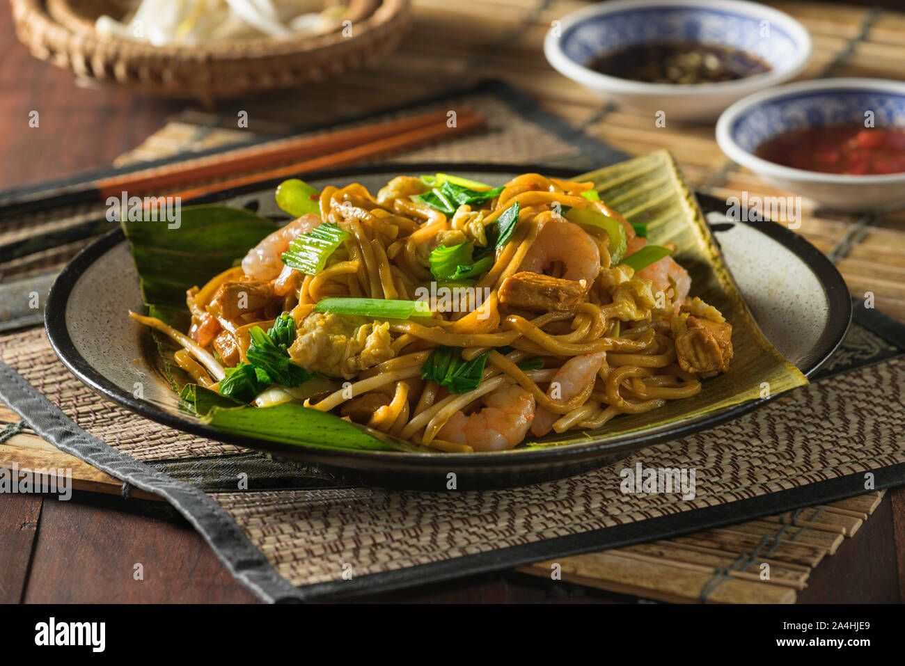 Mee goreng. Noodles fritti. Il sud est asiatico il cibo Foto Stock