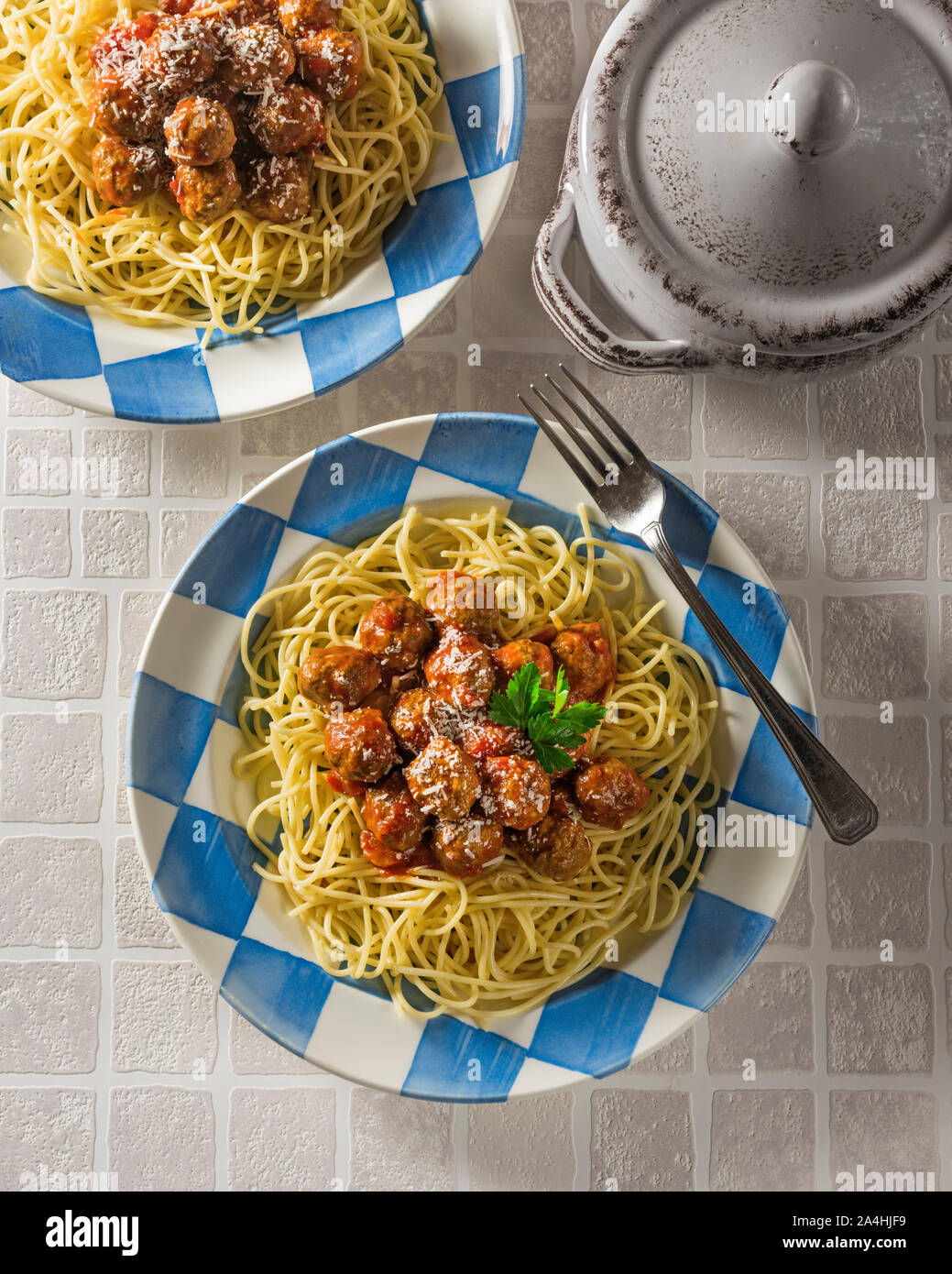 Spaghetti e polpette di carne. Cibo italo-americano Foto Stock