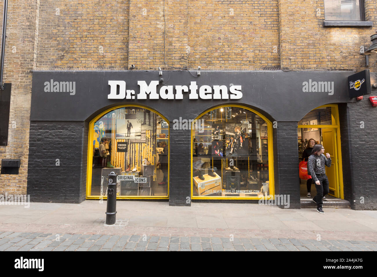 Dr Martens logo segno, Londra, Inghilterra Foto stock - Alamy