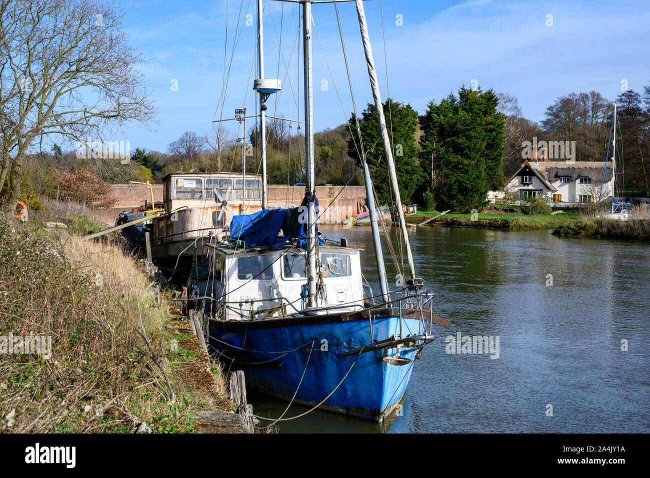 Houseboats, fiume Deben, Suffolk, Regno Unito. Foto Stock
