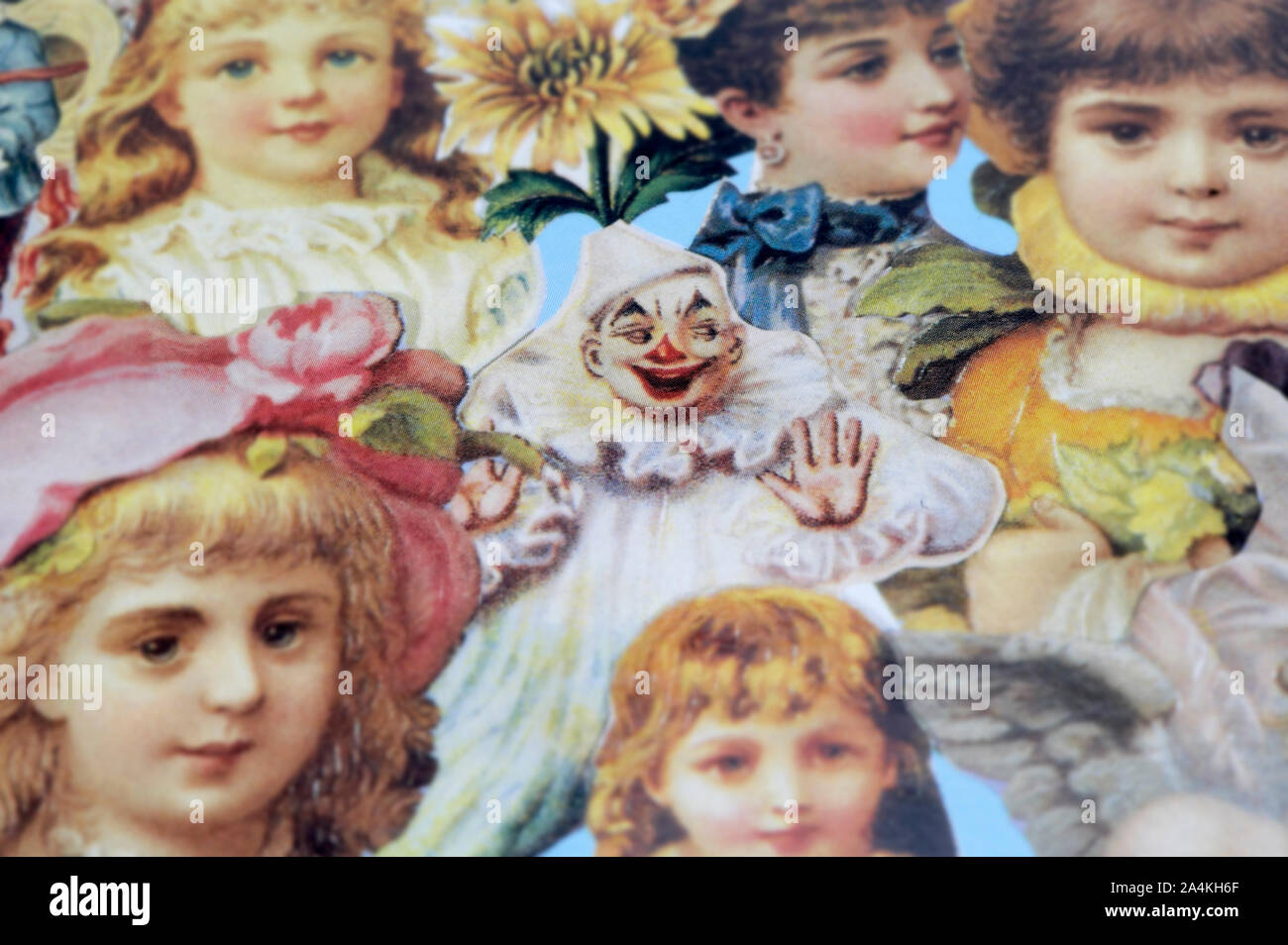 Romantica Nostalgia vintage - cartolina - scarti - Clown Foto Stock