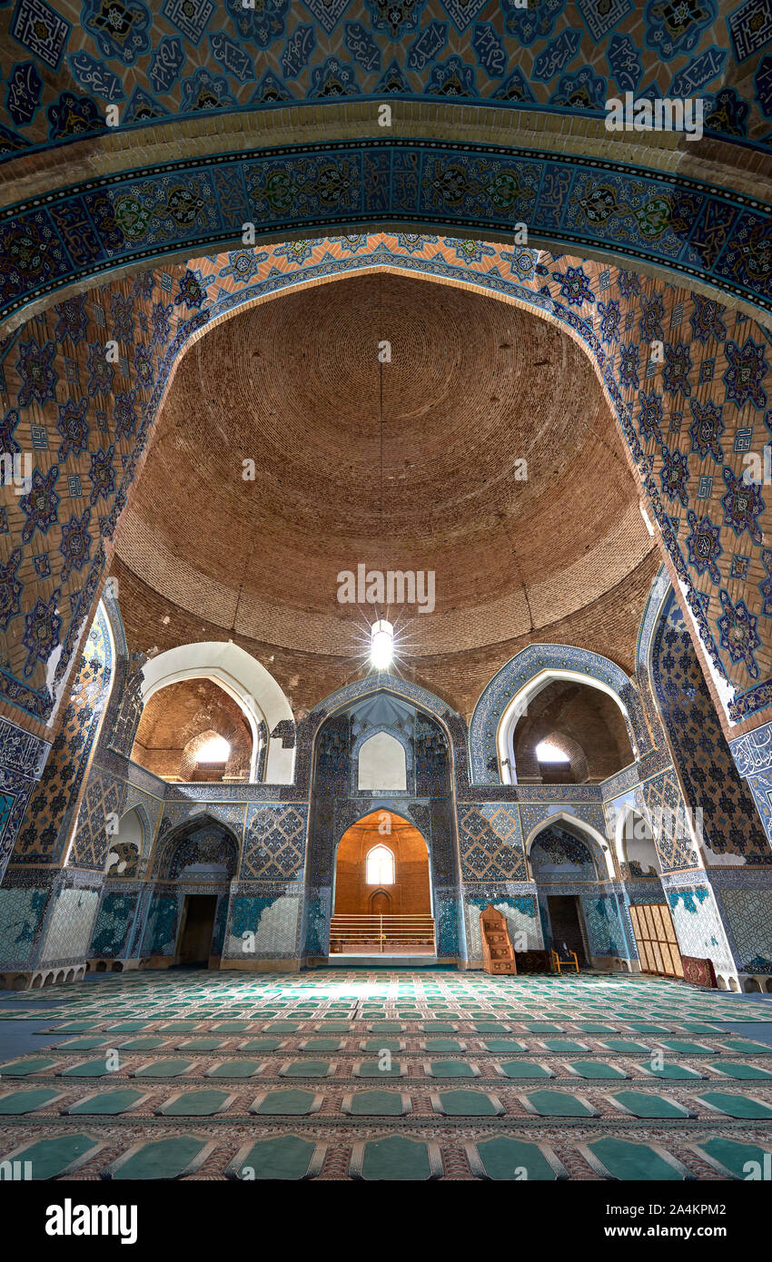 La Moschea Blu, noto anche come moschea Kabud nella città iraniana di Tabriz, presa su 31.05.2017. Esso è stato completato nel 1465 a nome di Khatun Jan iniziato, la moglie del leader della tribù turkmene Qara Qoyunlu, Shah Jahan, durante il suo regno nelle cosiddette pecore nere impero. | Utilizzo di tutto il mondo Foto Stock