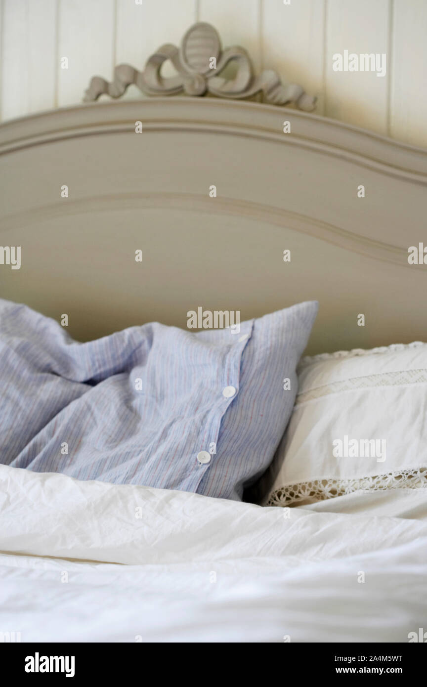 Un letto confortevole Foto Stock