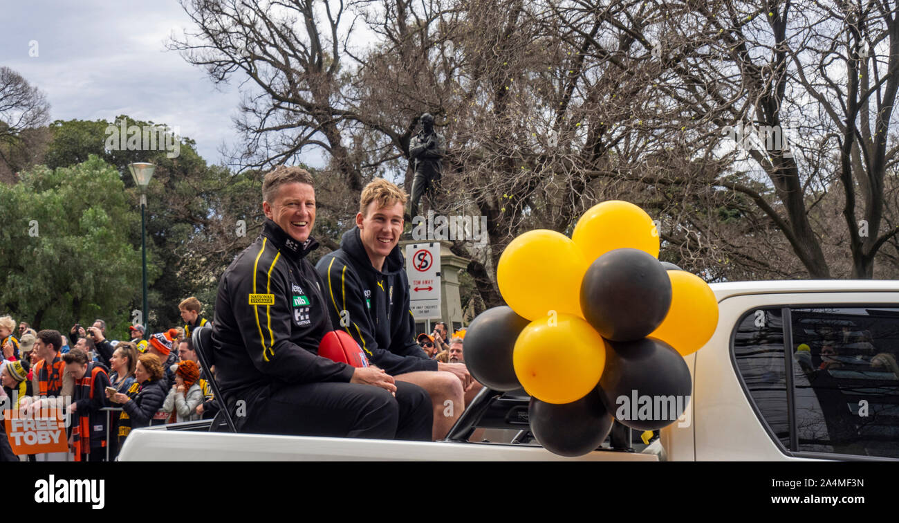 Australian Football League AFL 2019 gran parata finale maggiore Western Sydney GWS Giants Richmond Tigers Melbourne Victoria Australia. Foto Stock