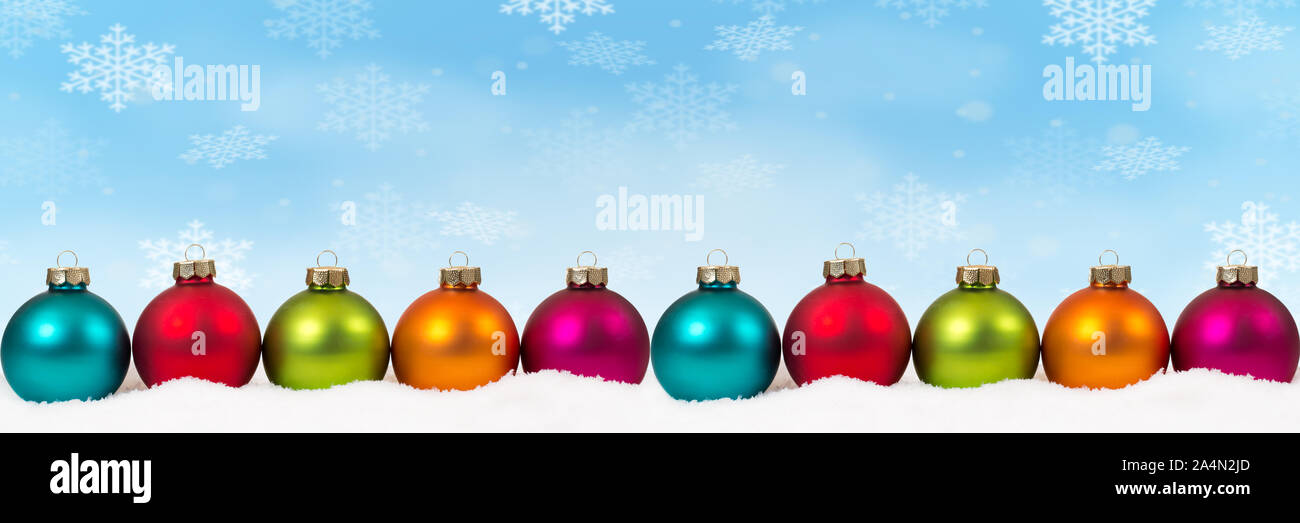 Le palle di Natale sfondo baubles banner Decorazione fiocchi di neve copyspace di inverno Foto Stock