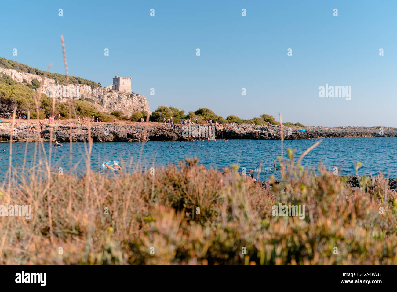 Porto Selvaggio 13 Agosto 2019: un tipico Salento golfo durante una splendida giornata estiva Foto Stock