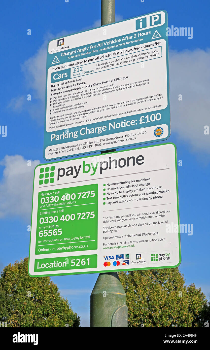 PayByPhone UK parcheggio segni GroupNexus azionato a M5 Motorway Services, ANPR, Worcestershire, England, Regno Unito Foto Stock
