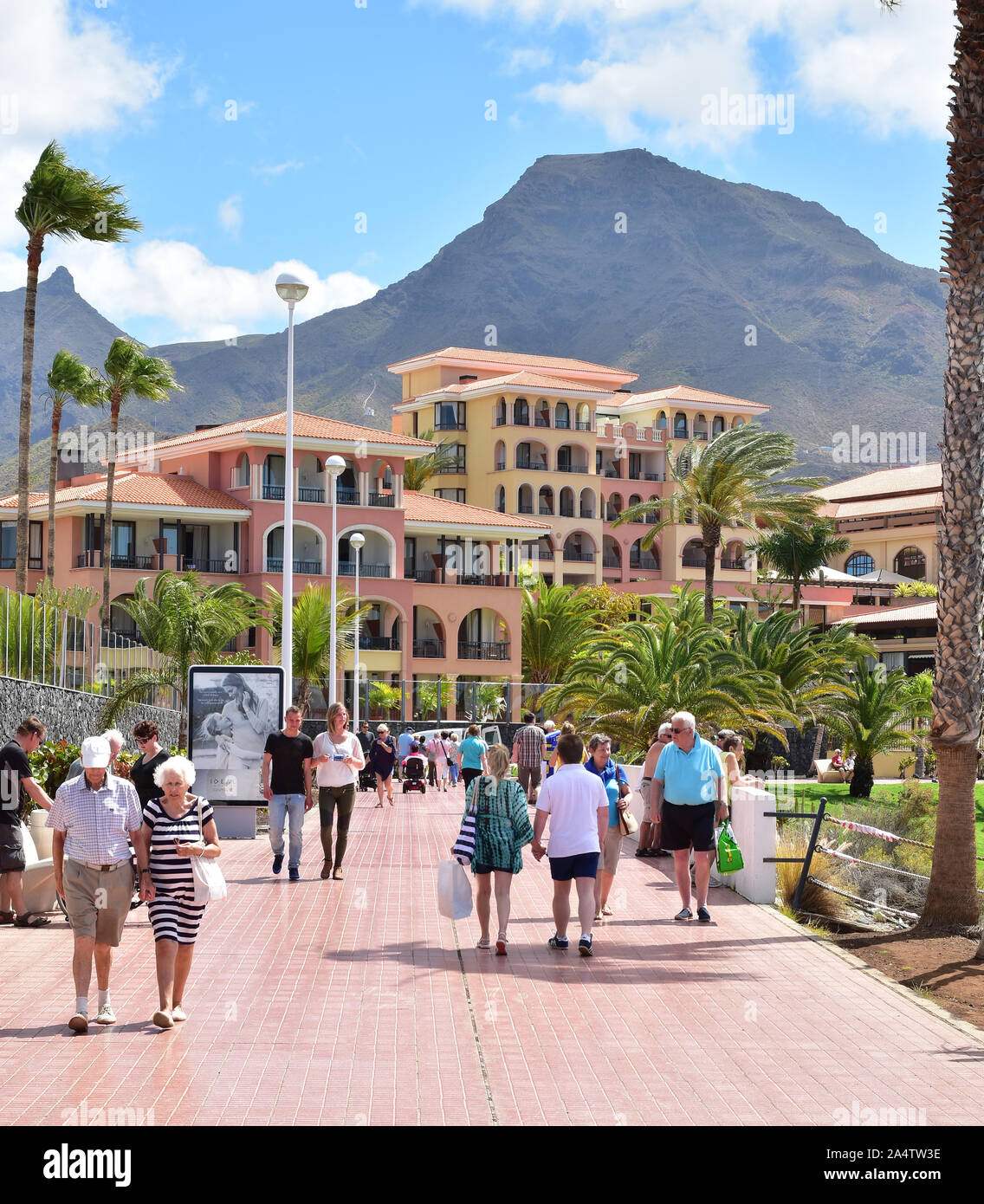 I turisti, Costa Adeje Tenerife Foto Stock