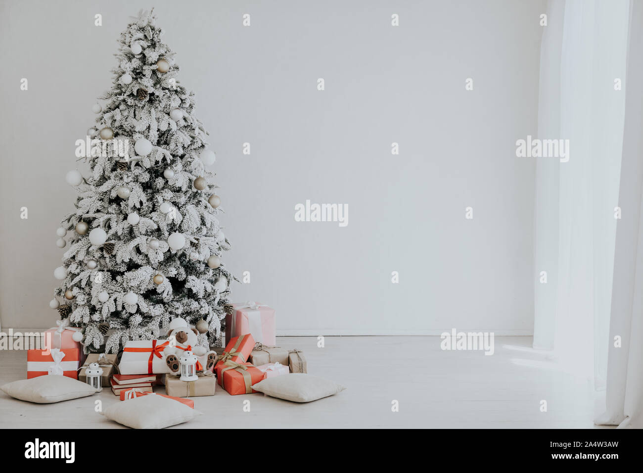 Regali Natale 2020.Scheda Di Natale Albero Di Natale Con Holiday Regali Di Natale 2020 Foto Stock Alamy
