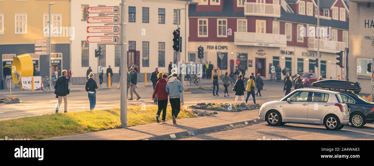 Scena di strada, Menningarnott celebrazione, Reykjavik, Islanda Foto Stock