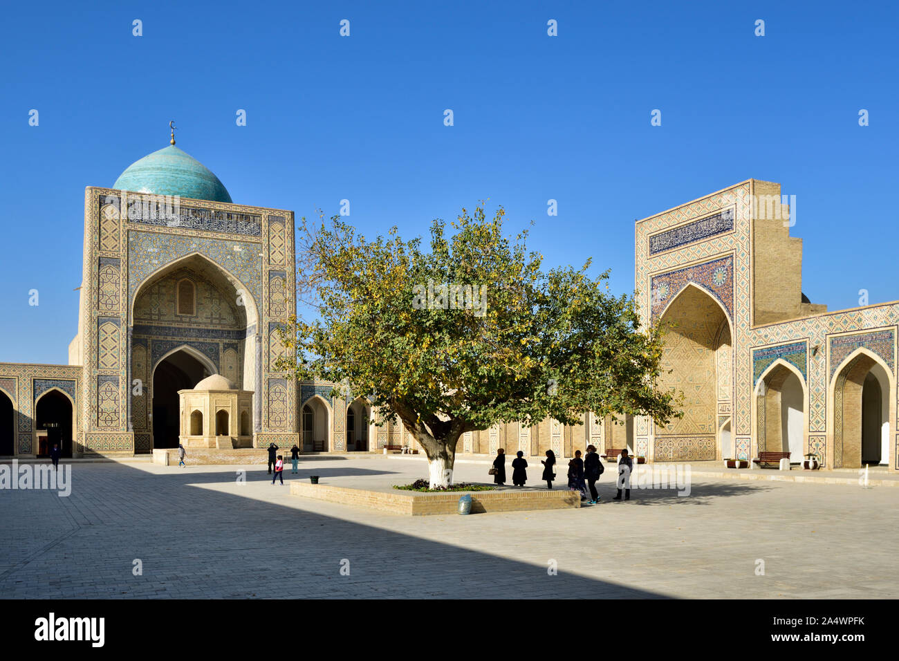 La moschea Kalon. Bukhara, un sito Patrimonio Mondiale dell'UNESCO. Uzbekistan Foto Stock