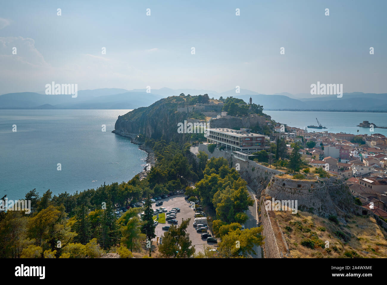 Vista dall'alto sulla città di Nafplio, Grecia Foto Stock
