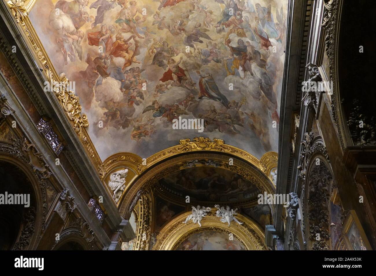 Interno di San Silvestro la Chiesa che è in Roma, Italia Foto Stock