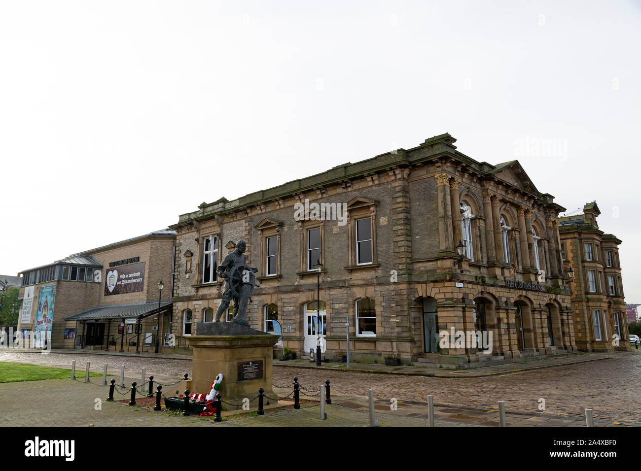Il Customs House a South Shields, Inghilterra. L'edificio è servita come una casa doganale ed è stato convertito in un luogo di divertimento nel 1994. Foto Stock