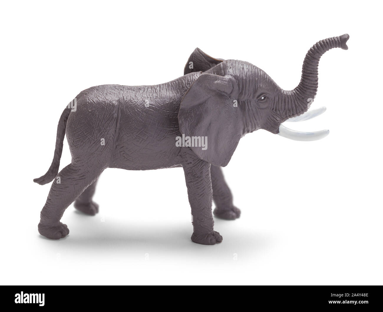 Giocattolo grigio elefante in plastica isolato su sfondo bianco. Foto Stock