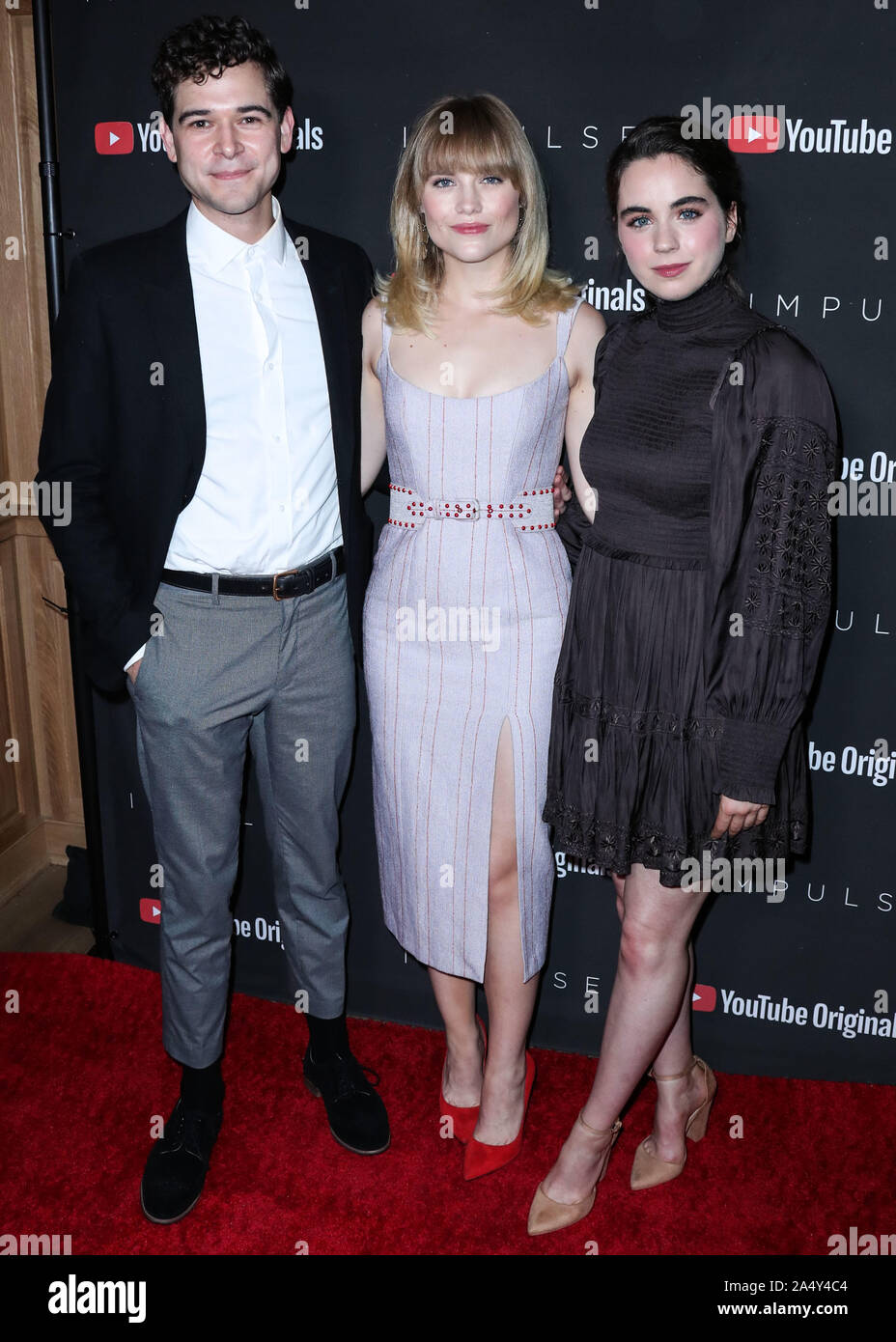 West Hollywood, Stati Uniti. 15 ottobre, 2019. WEST HOLLYWOOD, Los Angeles, California, Stati Uniti d'America - 15 ottobre: Daniel Maslany, Maddie Hasson e Sarah Desjardins arrivare presso il Los Angeles speciale proiezione di YouTube del originale "impulso all' Stagione 2 tenuto a San Vicente Bungalows su ottobre 15, 2019 in West Hollywood, Los Angeles, California, Stati Uniti. (Foto di Xavier COLLIN/Image Press Agency) Credito: Image Press Agency/Alamy Live News Foto Stock
