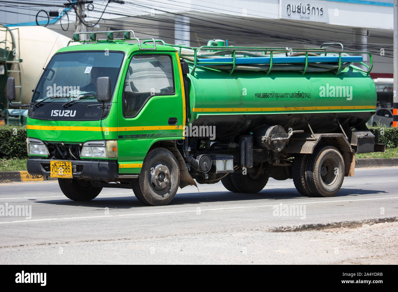 Chiangmai, Tailandia - 3 Ottobre 2019: Privato del serbatoio acque nere carrello. Foto di road no.121 circa 8 km dal centro cittadino di Chiangmai, Thailandia. Foto Stock