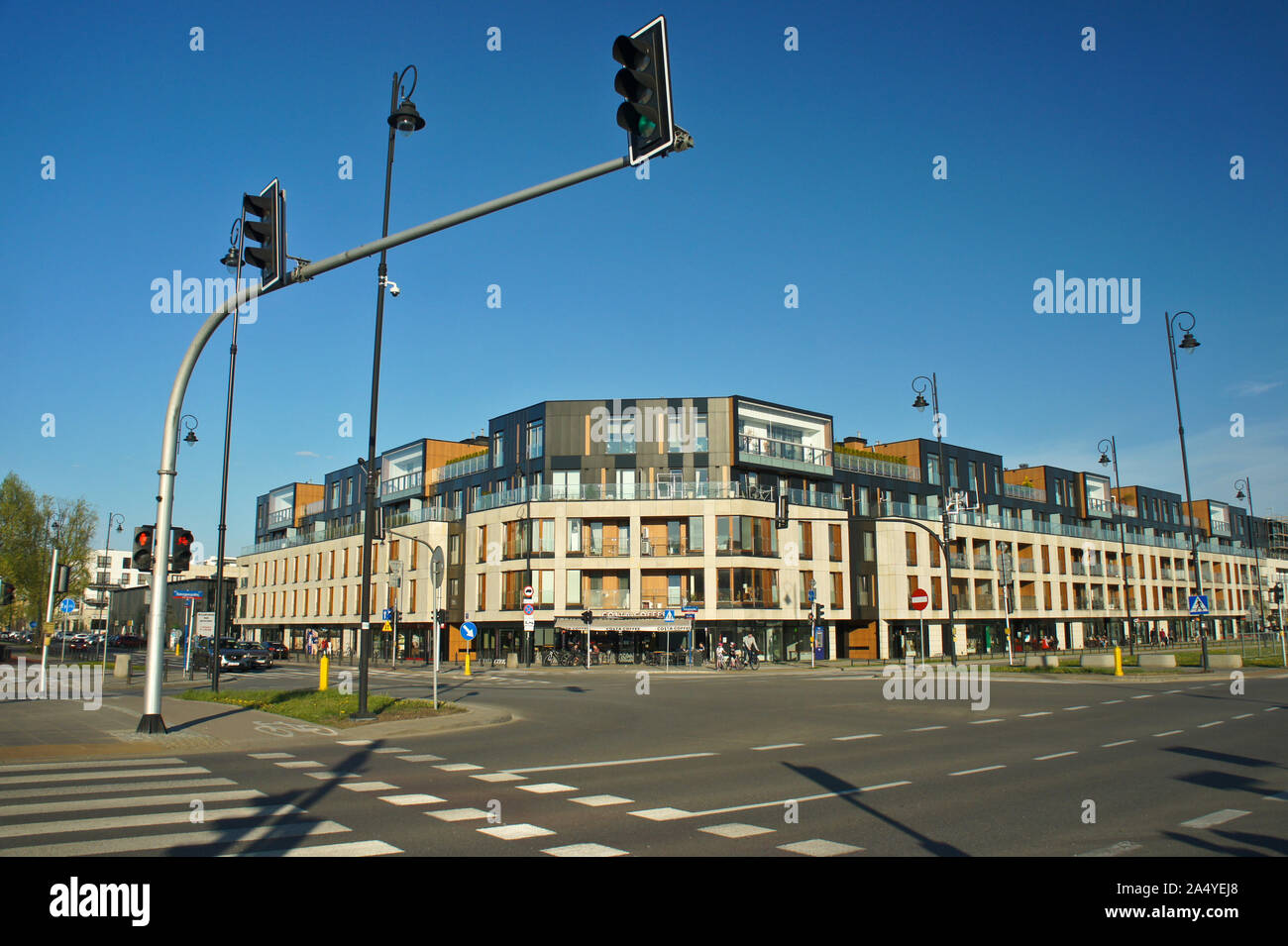 Moderno e lussuoso edificio di appartamenti a Varsavia Foto Stock