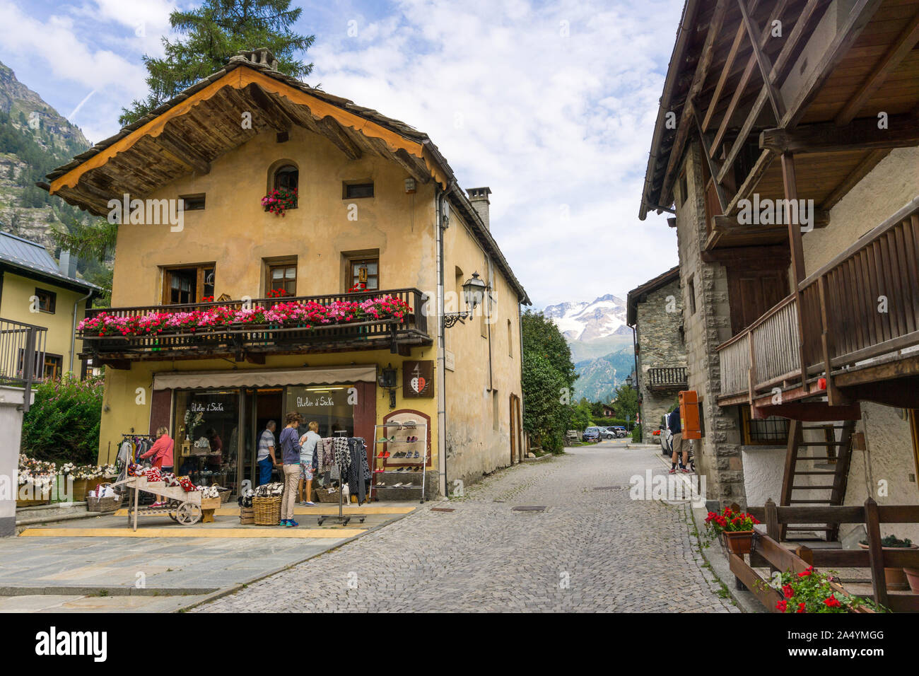 L'Italia, Valle d'Aosta, Gressoney-Saint-Jean, downtown Foto Stock