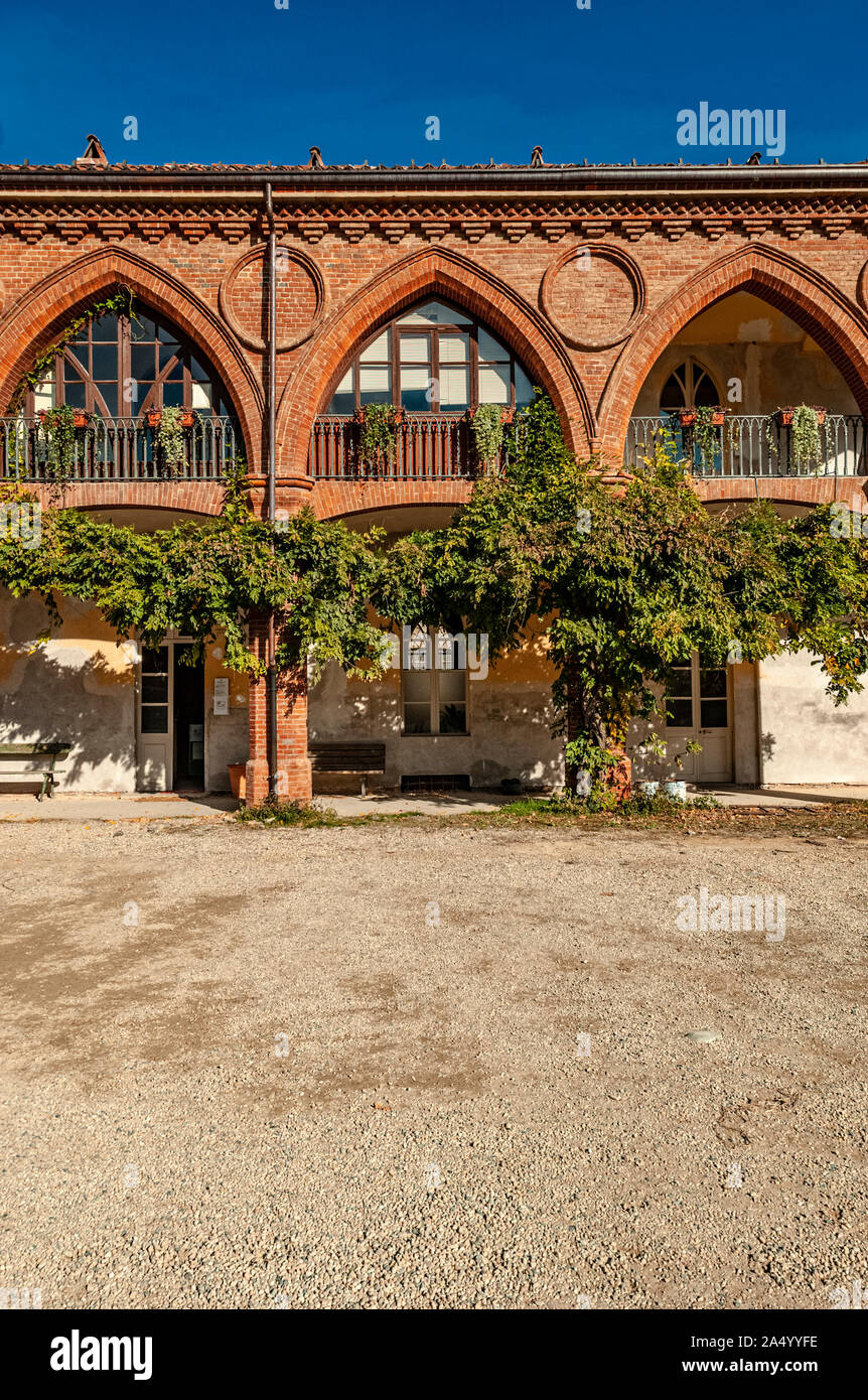 Italia Piemonte Venaria Reale Parco Regionale La Mandria - Castello - lato neogotica Foto Stock