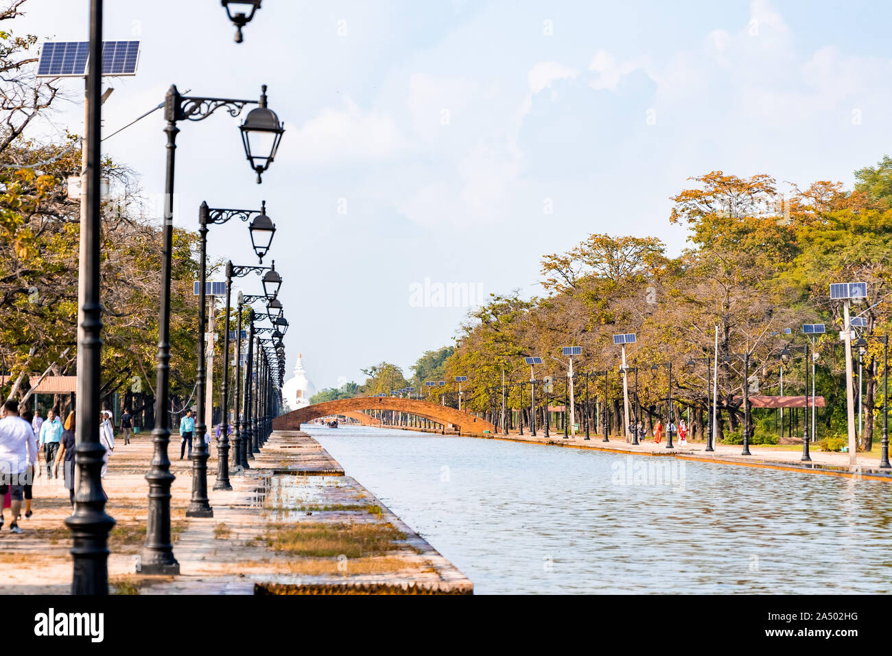 Antico stagno di Santa in Lumbini Foto Stock