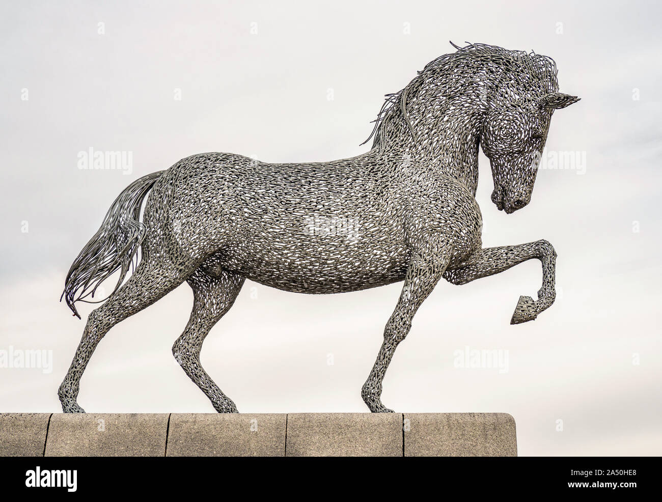 Equus Clutha (noto localmente come zenzero) da Andy Scott, Greenock, Inverclyde, Scotland, Regno Unito. Foto Stock