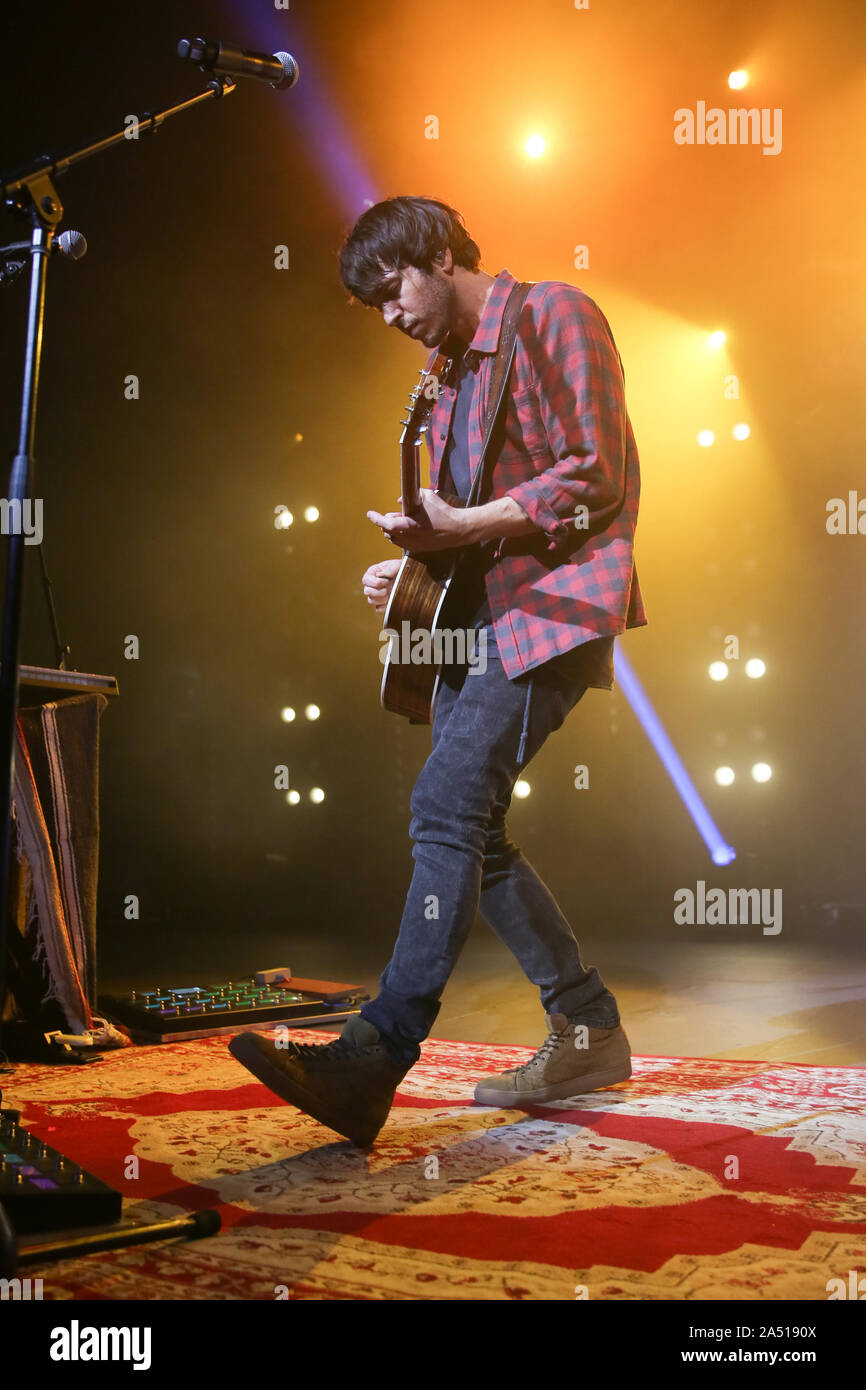 Ottobre 17, 2019, Sydney, NSW, Australia: MORGAN EVANS compie il suo primo spettacolo del tour australiano al Enmore Theatre su ottobre 17, 2019 a Sydney, NSW Australia (credito Immagine: © Christopher Khoury/Australian Press Agency via ZUMA filo) Foto Stock