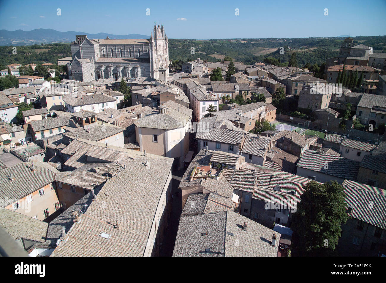 Gotico italiano Cattedrale di Santa Maria Assunta (Cattedrale dell Assunzione della Beata Vergine Maria) nel centro storico di Orvieto, Umbria, Italia. Au Foto Stock