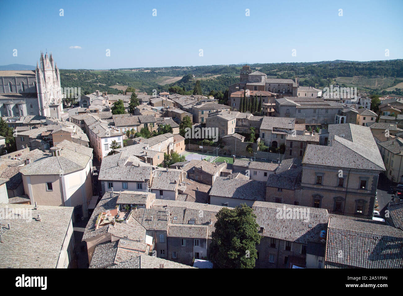 Gotico italiano Cattedrale di Santa Maria Assunta (Cattedrale dell Assunzione della Beata Vergine Maria) nel centro storico di Orvieto, Umbria, Italia. Au Foto Stock