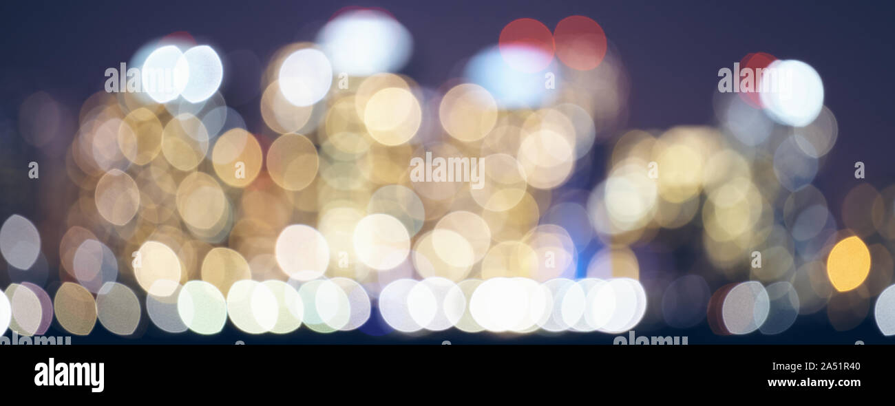 Tonalità di colore sfumato luci della città di notte, urban abstract background. Foto Stock