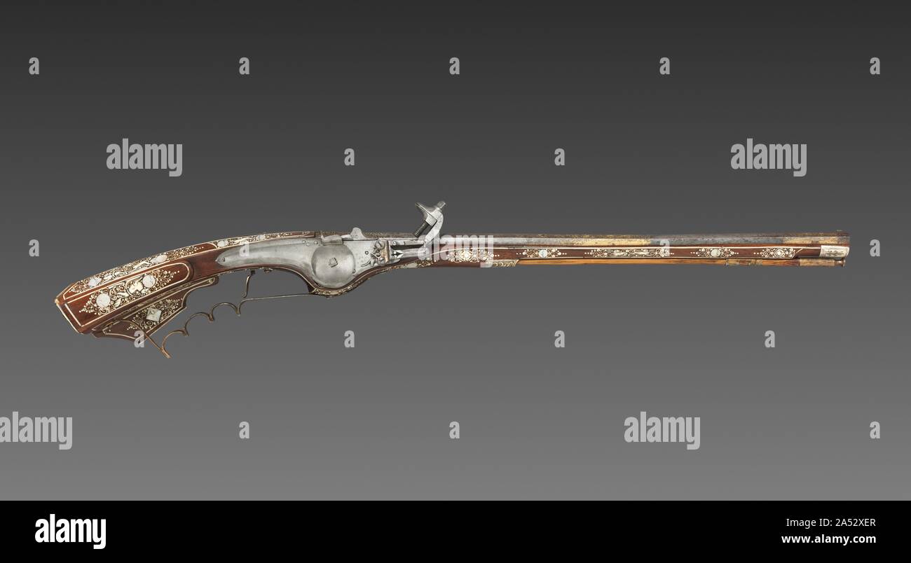 Il bloccaggio delle ruote è Petronel, c. 1630. Un petronel era un tipo di pistola lunga fatta con una ruota di bloccaggio a contatto. Nonostante la sua lunghezza, il petronel è stato sparato al polso come una pistola e non alla spalla come un fucile. Essi sono generalmente realizzati in coppie durante i primi 1600s. Le versioni civili erano riccamente decorate per i client aristocratica. Foto Stock