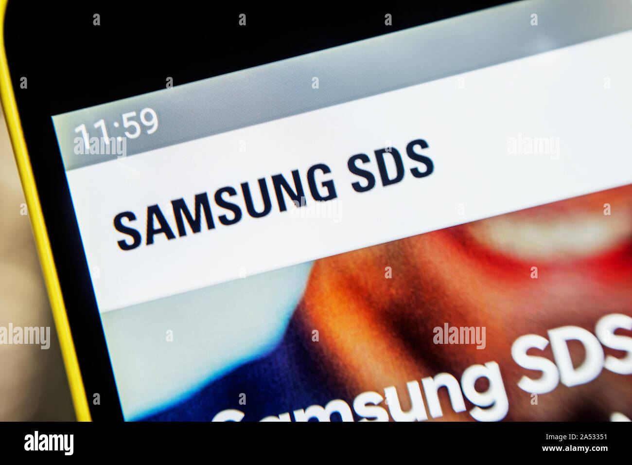 Berdyansk, Ucraina - Aprile 3, 2019: Samsung sito web SDS homepage. Samsung logo SDS visibile sulla schermata telefono. Foto Stock