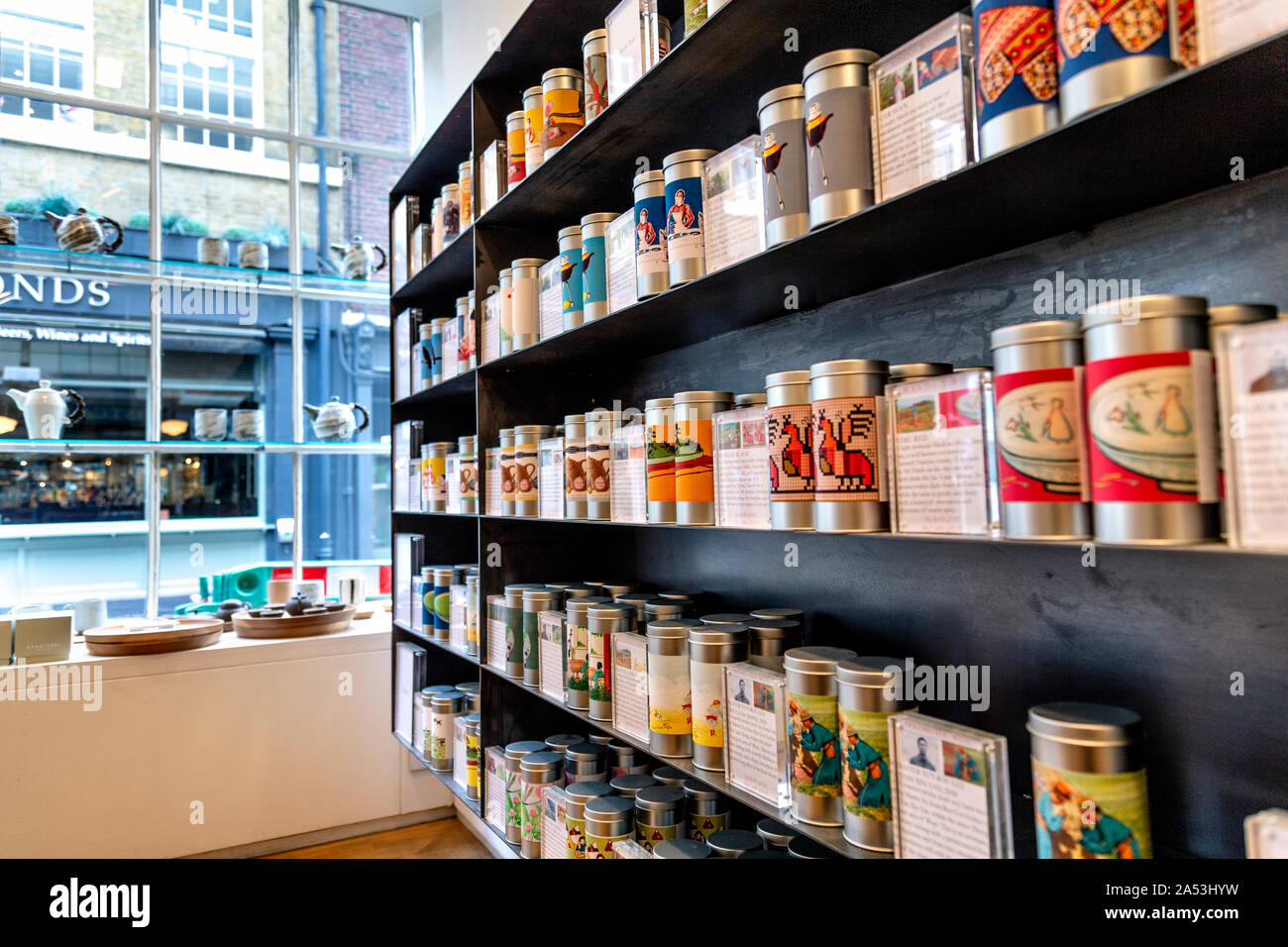 Cartolina per tè, Mayfair, London, Regno Unito Foto Stock