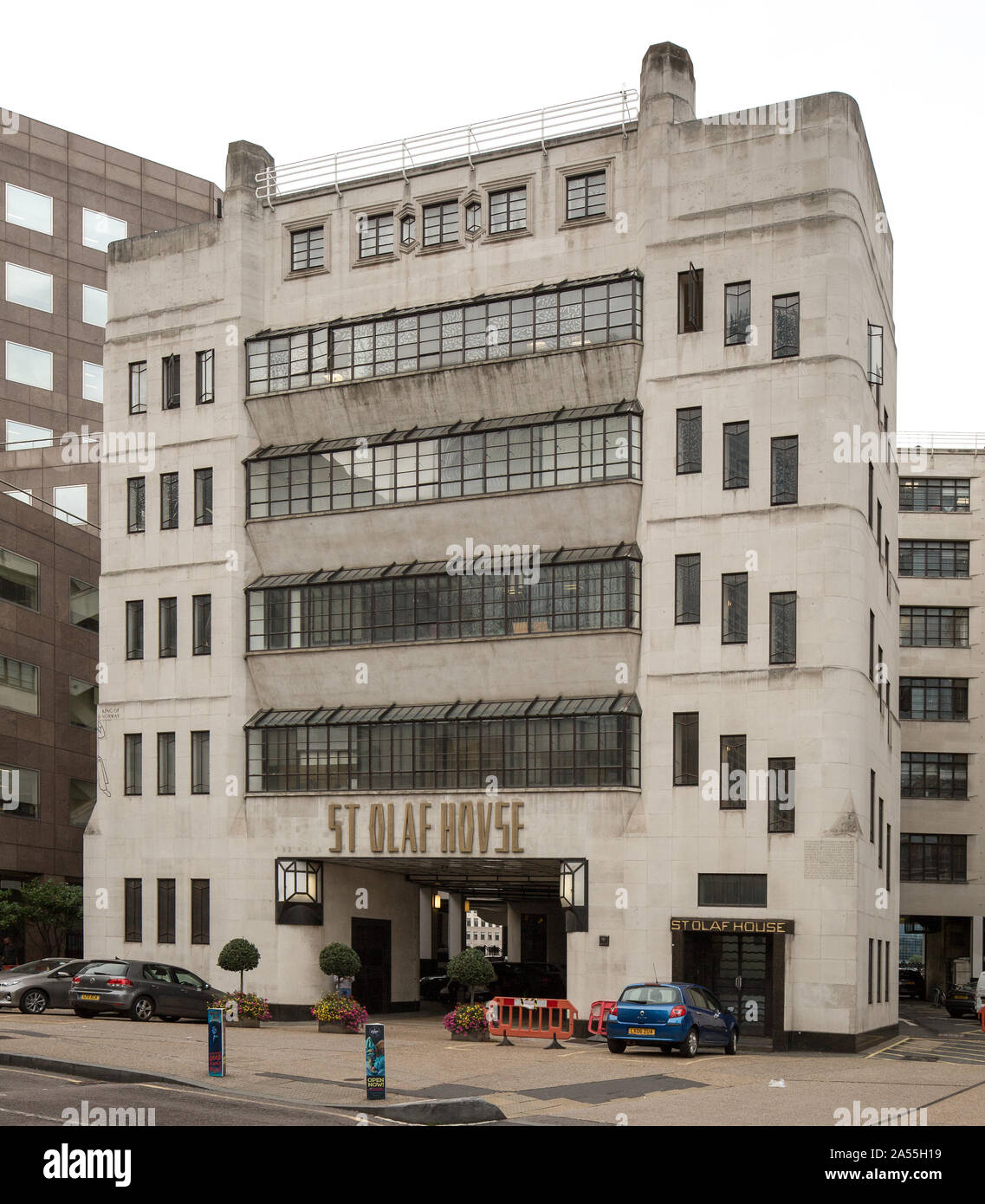 Londra. St Olaf House. 27, Tooley Street 1928-32 von Harry Stuart Goodhard-Rendel heute London Bridge Hospital. Christliches Krankenhaus Foto Stock