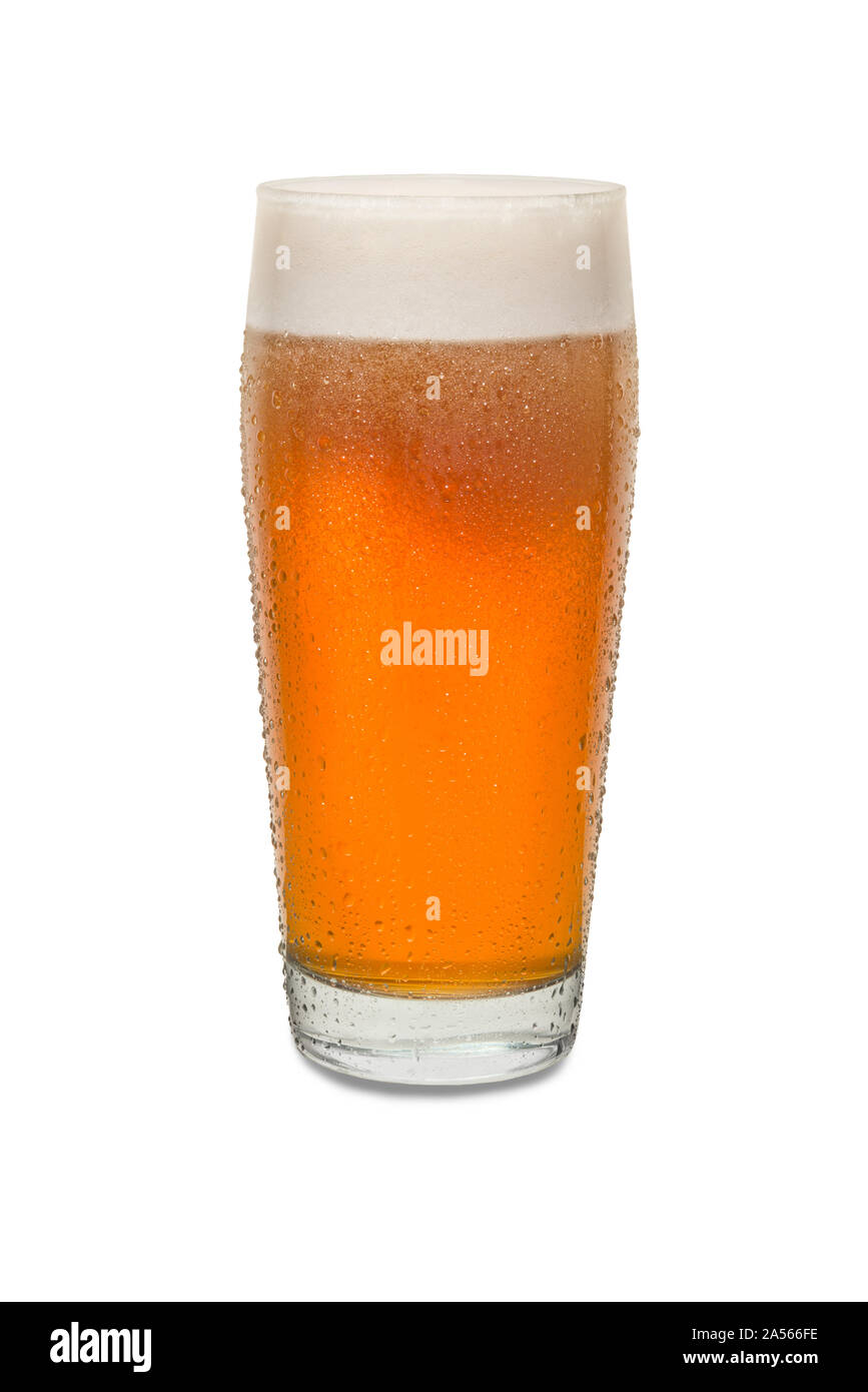 Appena spillata Pub Craft Bicchiere da birra #2 con condensazione . Foto Stock