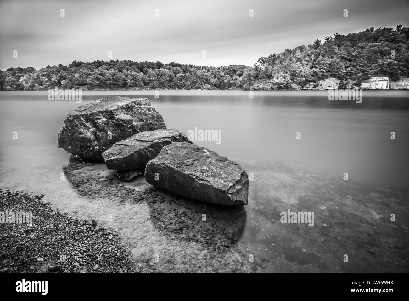 Tre massi a lago Malone parco statale, KY. Foto Stock