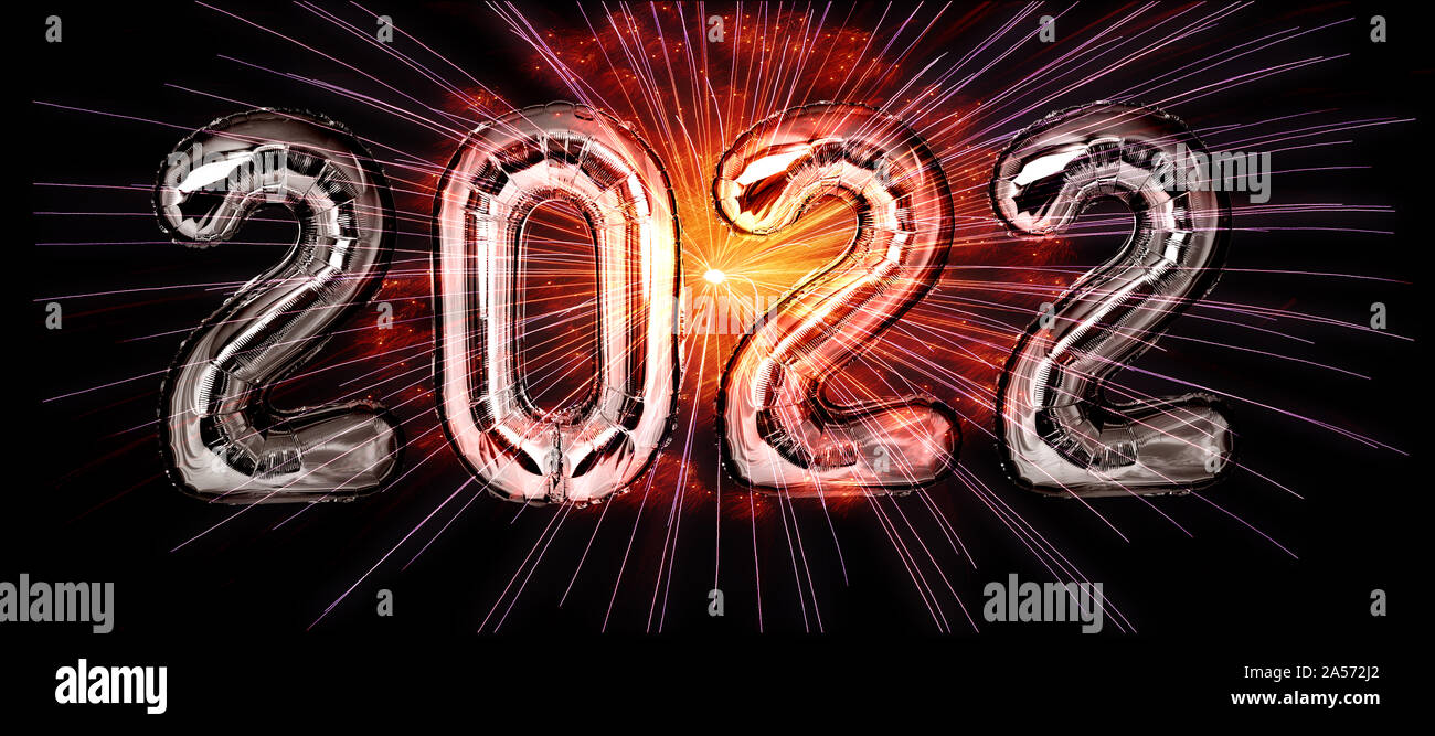 Anno Nuovo 2022 palloncini argentati con fuochi d'artificio Foto Stock