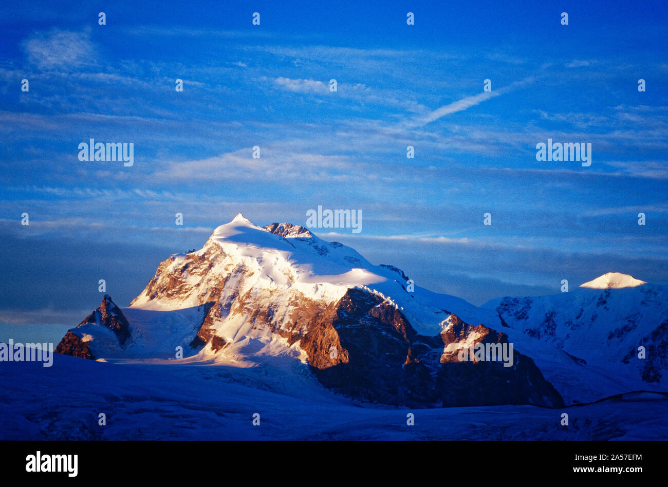 Il Monte Rosa nelle alpi svizzere Foto Stock