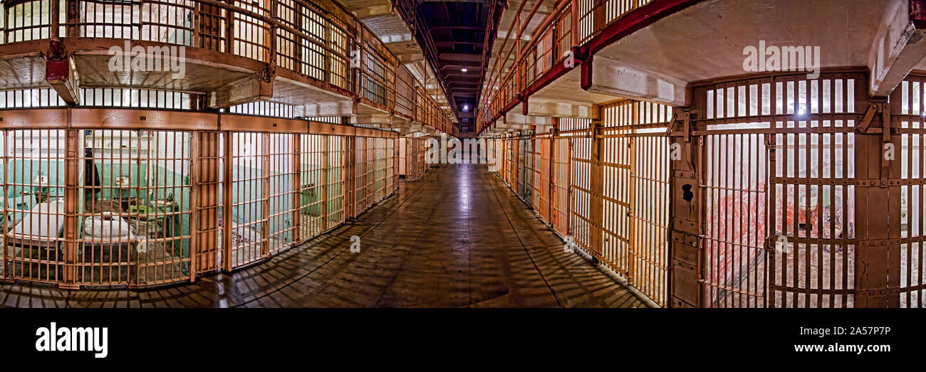 Corridoio di una prigione, Isola di Alcatraz a San Francisco, California, Stati Uniti d'America Foto Stock