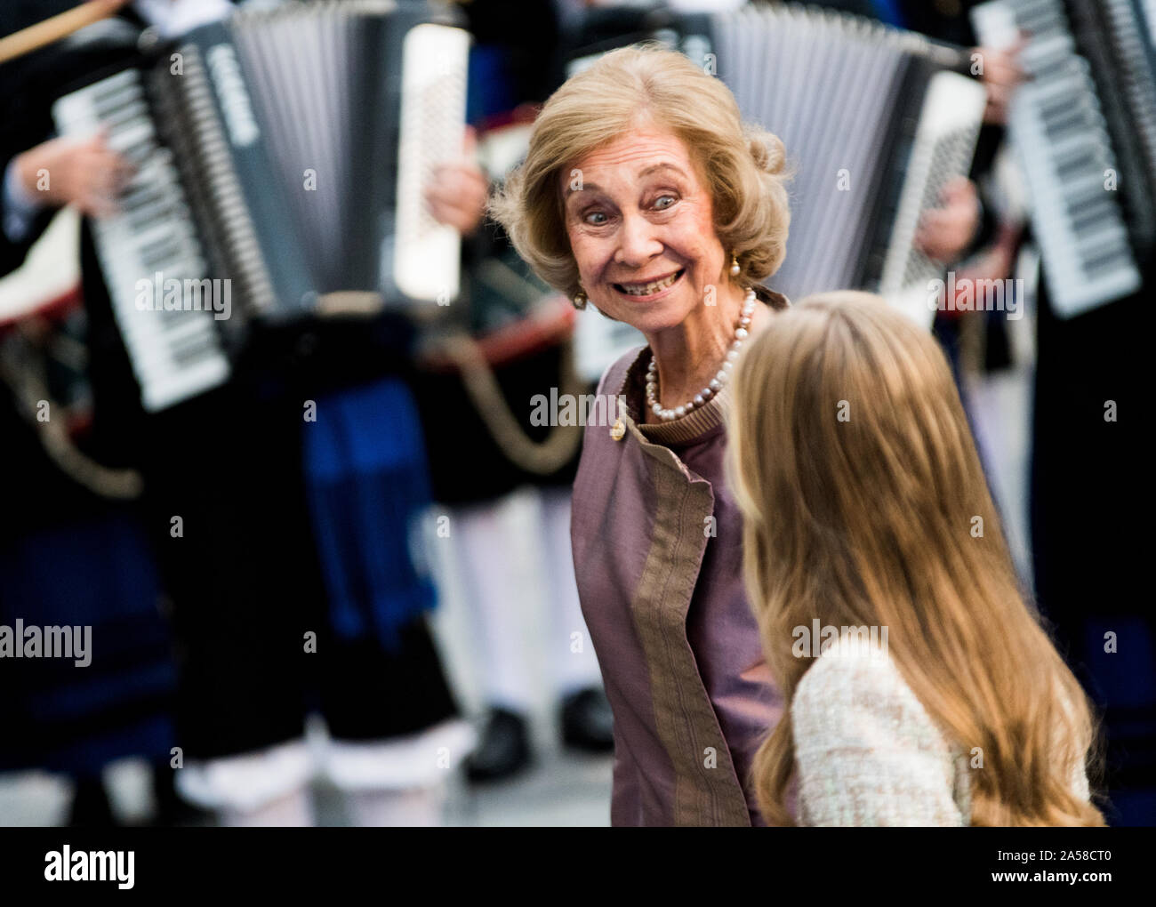 Oviedo, Spagna. Xviii oct, 2019. La regina Sofia di Spagna durante la cerimonia della Principessa delle Asturie premi al Teatro Campoamor il 18 ottobre 2019 a Oviedo, Spagna. Credito: David Gato/Alamy Live News Foto Stock